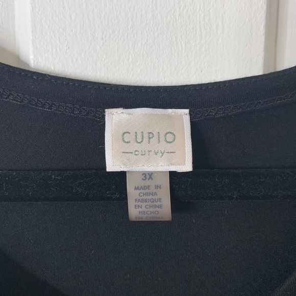 Cupio Curvy Short Sleeve top - Picture 3 of 5
